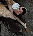 Жіноча подовжена коричнева дублянка в стилі оверсайз., фото 2