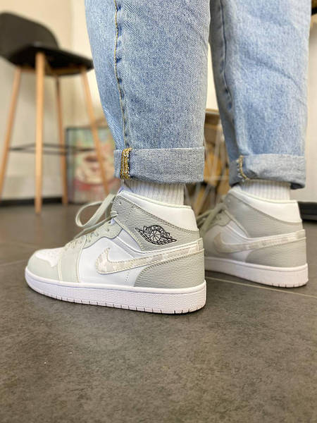 Grey camo jordan 1 sales