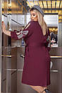 Жіноча стильна марсалова сукня міді з поясом і вирізами на рукавах батал, фото 3