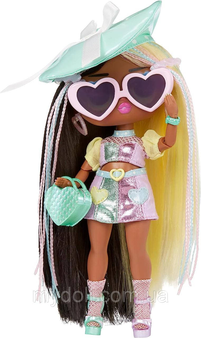 Лялька ЛОЛ Дарсі Блаш Твінс LOL Surprise Darcy Blush Tweens Series 4 Fashion Doll 588740 MGA Оригінал