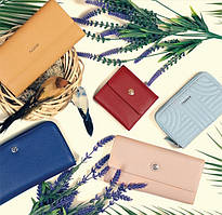 Жіночі гаманці 