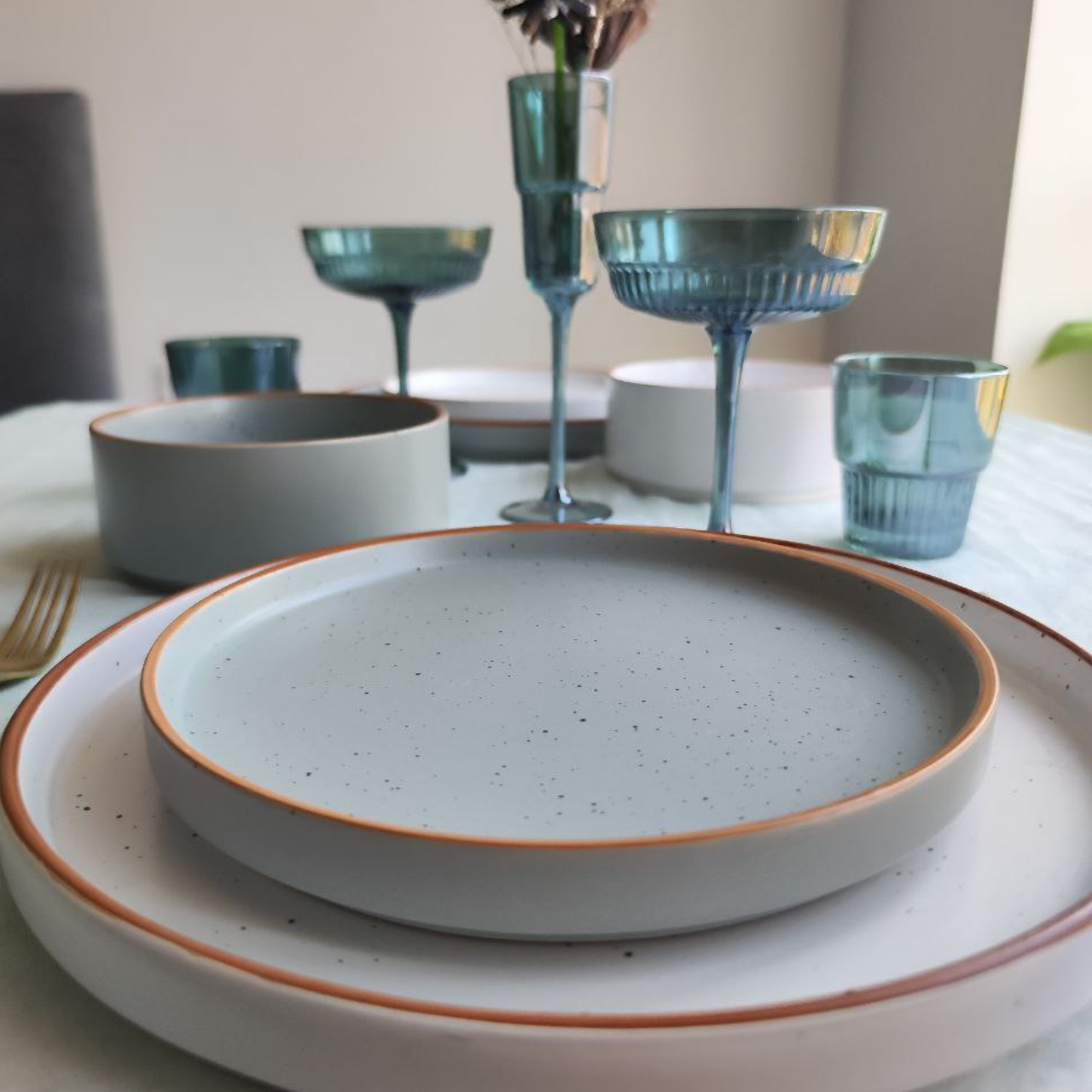 Плоска тарілка з прямим бортом Юпітер 20см красиві сервірувальні тарілки кругла тарілка з бортиками