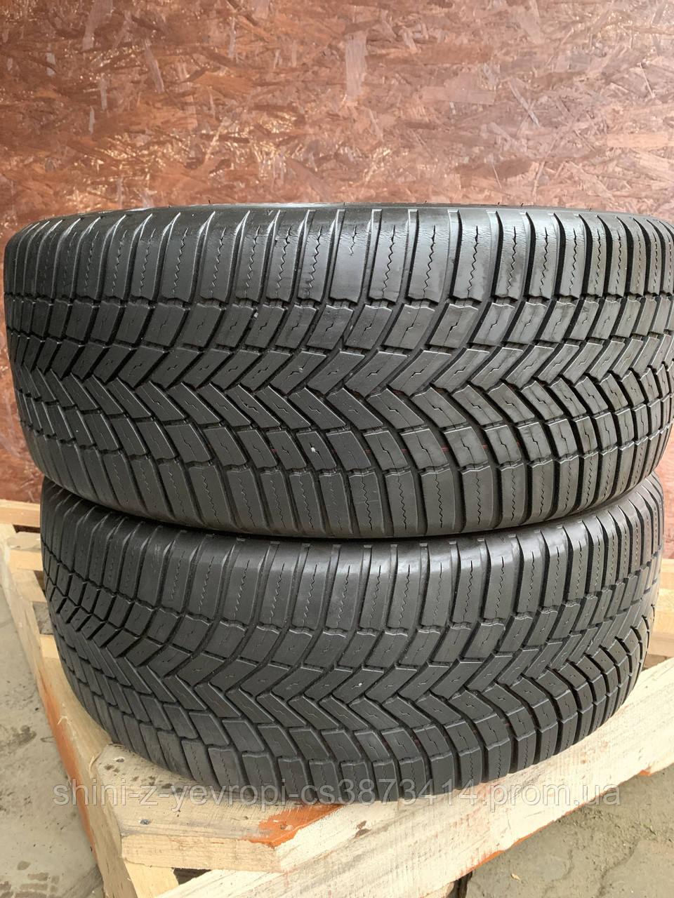 Шини б/у зимові 225/50/18, Bridgestone 6mm 20p, 2 шт.