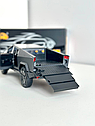 Інерційна металева машинка Tesla Cybertruck 1:24 з світловими та звуковими ефектами 23 см Темно-сіра, фото 3