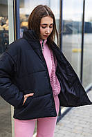 Тепла зимова демісезонна жіноча куртка чорна