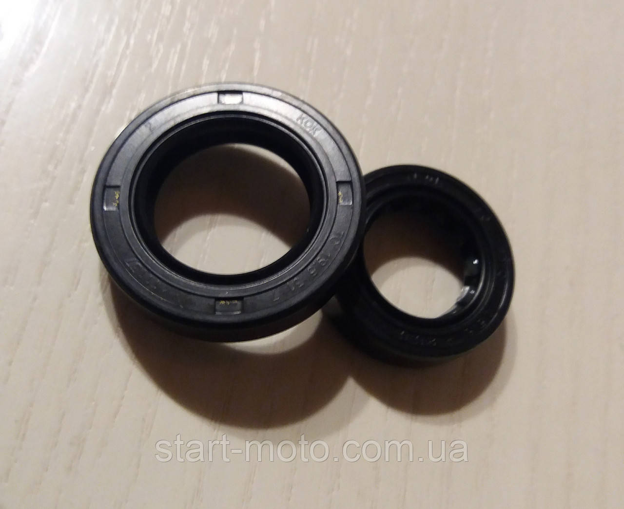 HONDA-50 DIO-27 TACT-30 ZX34/35 TOPIC-38 LEAD-50/90 Сальники колінвала 2 шт. фірма KOK — Оригінал Тайвань, фото 1