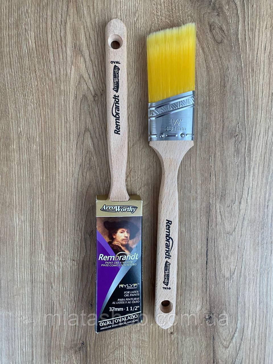 Кисточка малярная угловая для всех красок Arroworthy Rembrandt 37 мм ...