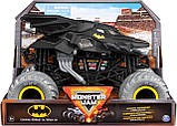 Оригінал Monster Jam Batman Batmobile. Монстр-трак Бетмобіль Бетмена, фото 2