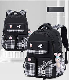 Шкільний великий портфель з брелком Зайчика