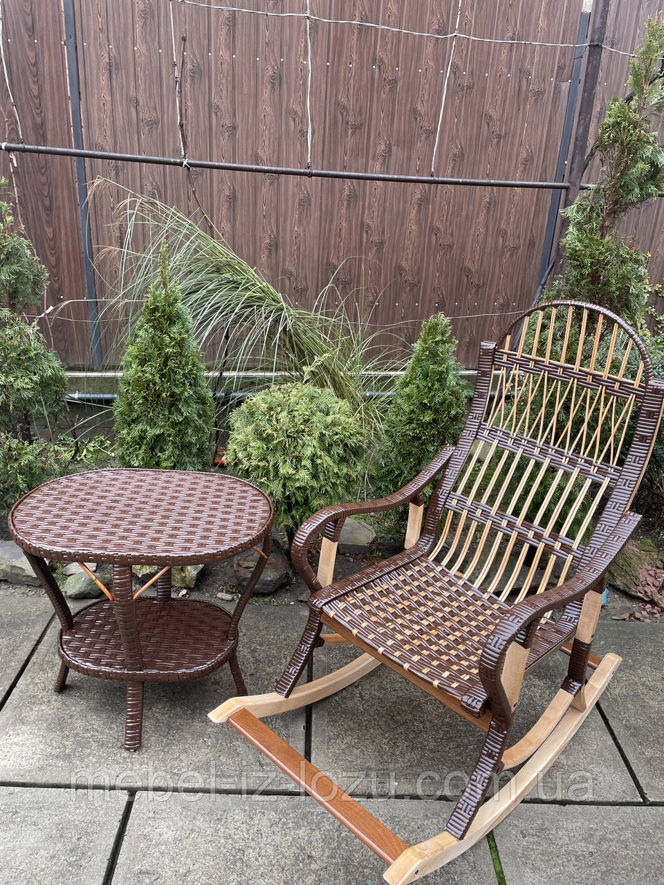 Крісло-гойдалка +Ротанг столик, фото 1