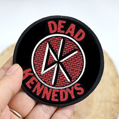Нашивка на одяг Dead Kennedys "Лого" на клейовій основі