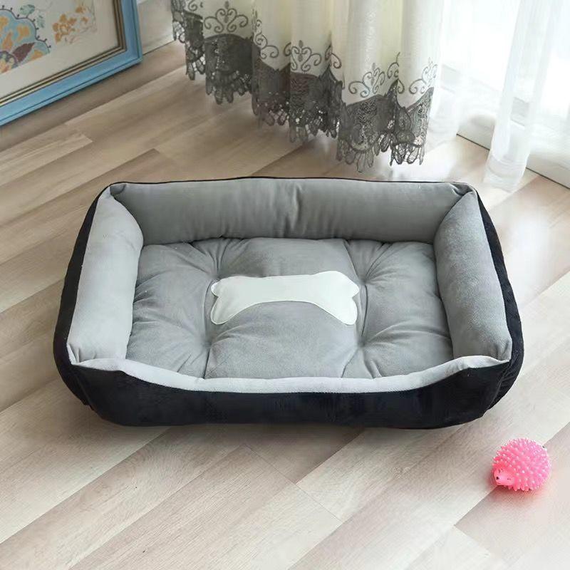 Лежанка для собак з прикусною мотузкою Pet Style "Кісточка" Чорна 40х30