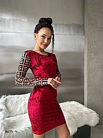 Невероятно красивое мини платье бархатный велюр красный