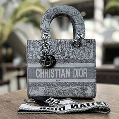 Жіночі сумки класичні, щоденні