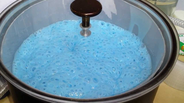 дегазація силікону, поліуретану, смоли, пластиків