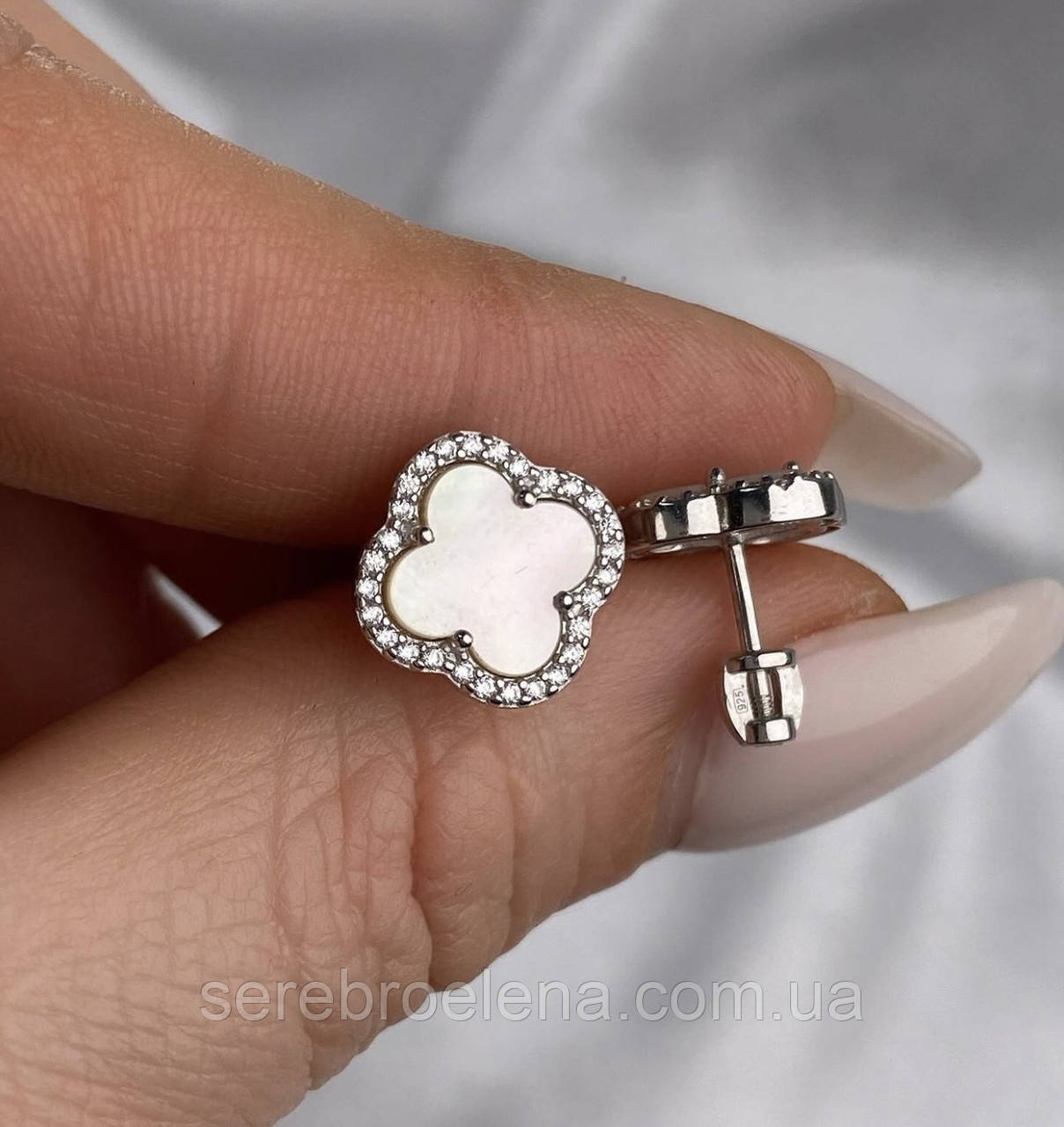 Срібні сережки конюшина д.13мм Перламутр, фото 1