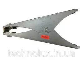 Затискач масі