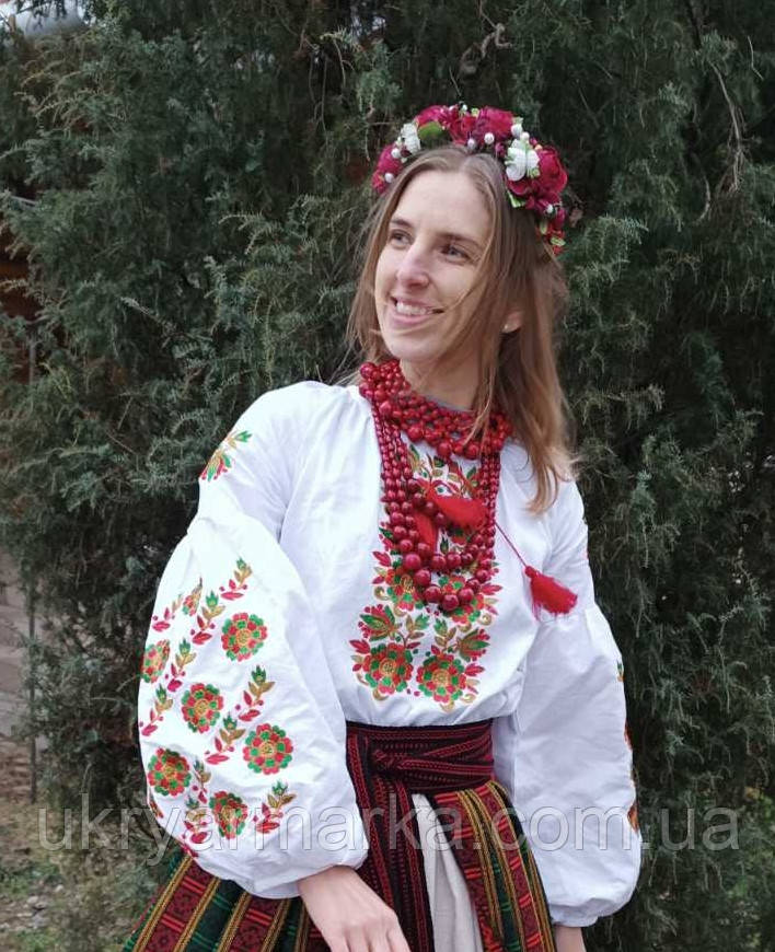 Вишита блузка з розкішним орнаментом  "Весняні гаївки"