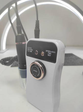 Фрезери на акумуляторі