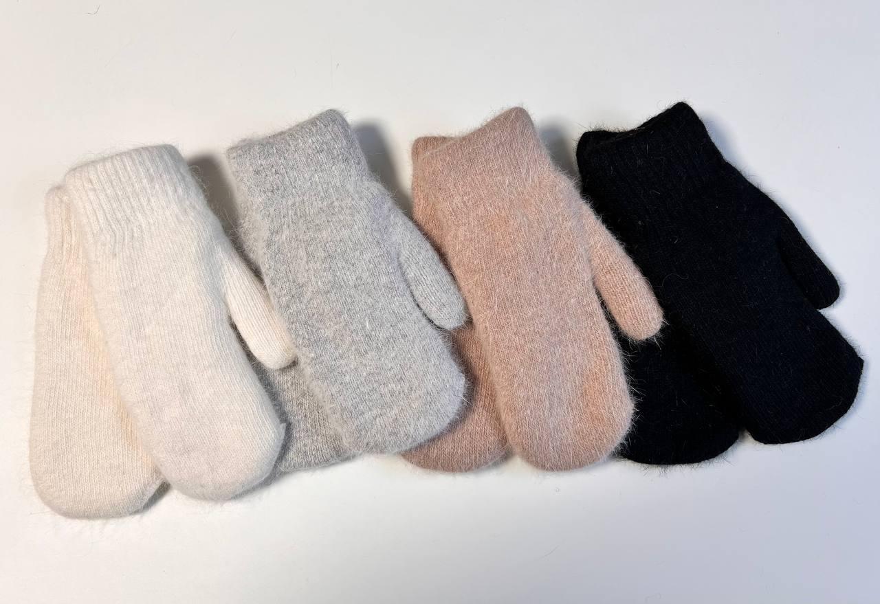 Теплі зимові жіночі рукавички на хутрі
