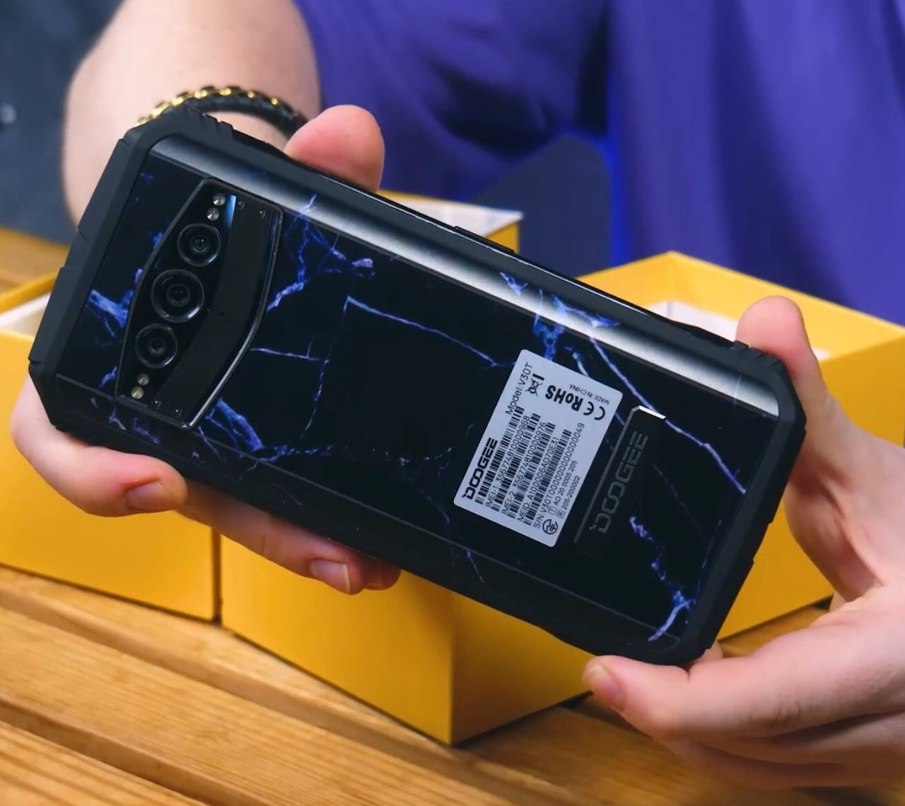 Смартфон для ребенка Doogee V30T 12/256 GB, защищенный телефон, черный,  хороший телефон с большой батареей (ID#2050291961), цена: 13398 ?, купить  на Prom.ua