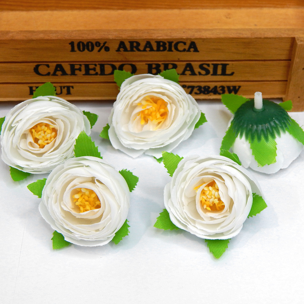 Ранункулюс бутон 4 см, білий