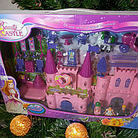 Игровой набор для девочки Замок с мебелью каретой и фигурками со светом и музыкой