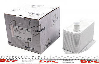 Радіатор масляний BMW 3 (E46)/5 (E39)/7 (E38) 3.0D 98-05 (теплообмінник) TRUCKTEC AUTOMOTIVE 08.18.015 UA62