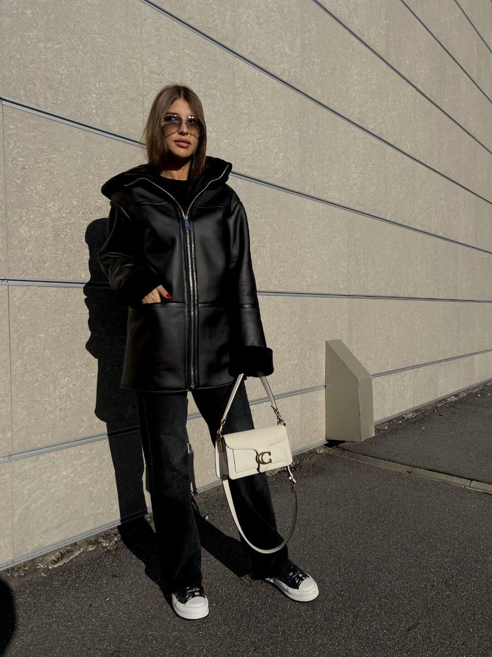 Зимова якісна тепла жіноча якісна чорна дублянка з еко шкіри, фото 1