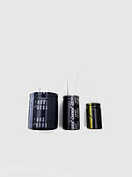 Конденсатор електролітичний 10 мкф 50 В (105*)
