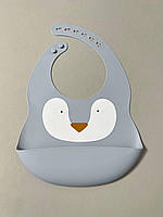 Детский силиконовый нагрудник слюнявчик. Серый Пингвин