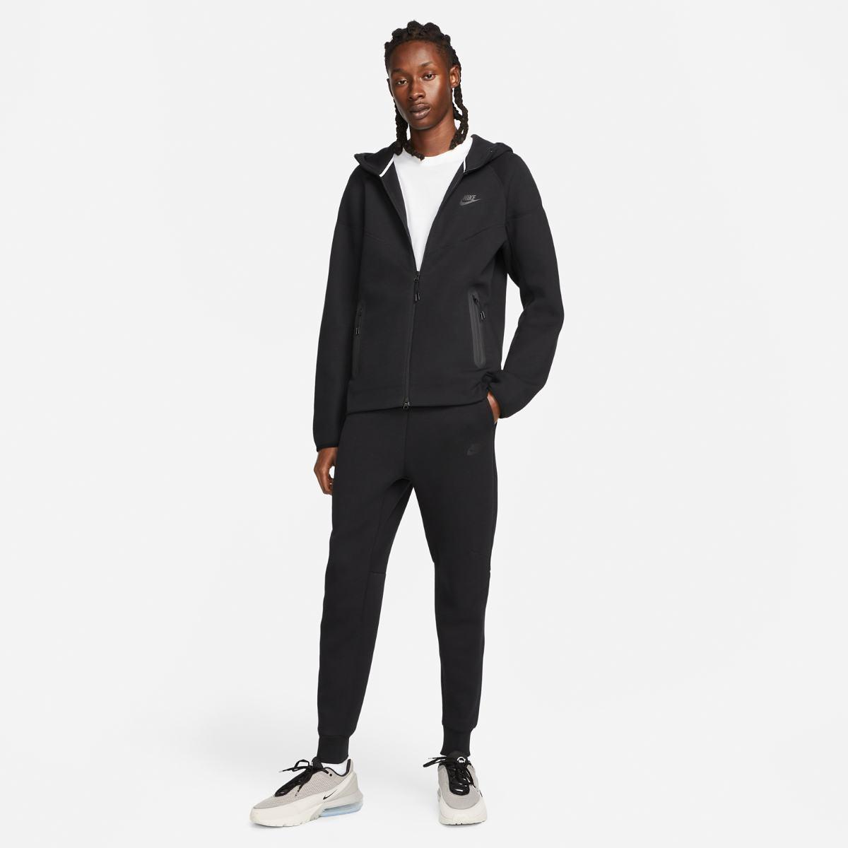 Штани Nike Sportswear Tech Fleece Black FB8002-010 - фото 2 - id-p2051043928