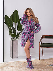 Теплий жіночий короткий махровий халат із капюшоном із кишенями набір із чобітками стильний домашній одяг