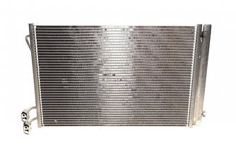 Радіатор кондиціонера (з осушувачем) BMW 3 (E90-E93)/X1 (E84) 1.6-3.0 07-15 N52/N46/N20/N47/N53 06005295 UA62