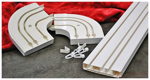 Потолочні карнизи