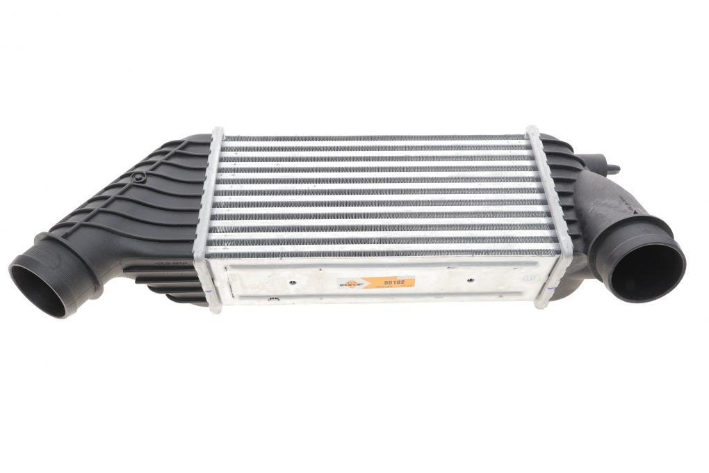 Радіатор інтеркулера Citroen Jumper/Fiat Scudo/Peugeot Expert 1.6/2.0/2.2D Multijet/HDi 06- NRF 30192 UA61