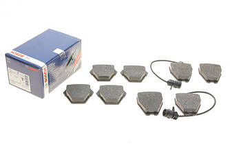 Колодки гальмівні (передні) Audi 100/A6/A8 91-02 (з датчиком) BOSCH 0 986 424 689 UA62