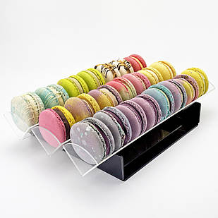 Підставка з чорною основою для макарунів на 3 комірки по 30 см, горизонтальна, стелаж