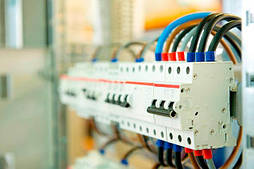 НИЗЬКОВОЛЬТНЕ ОБЛАДНАННЯ