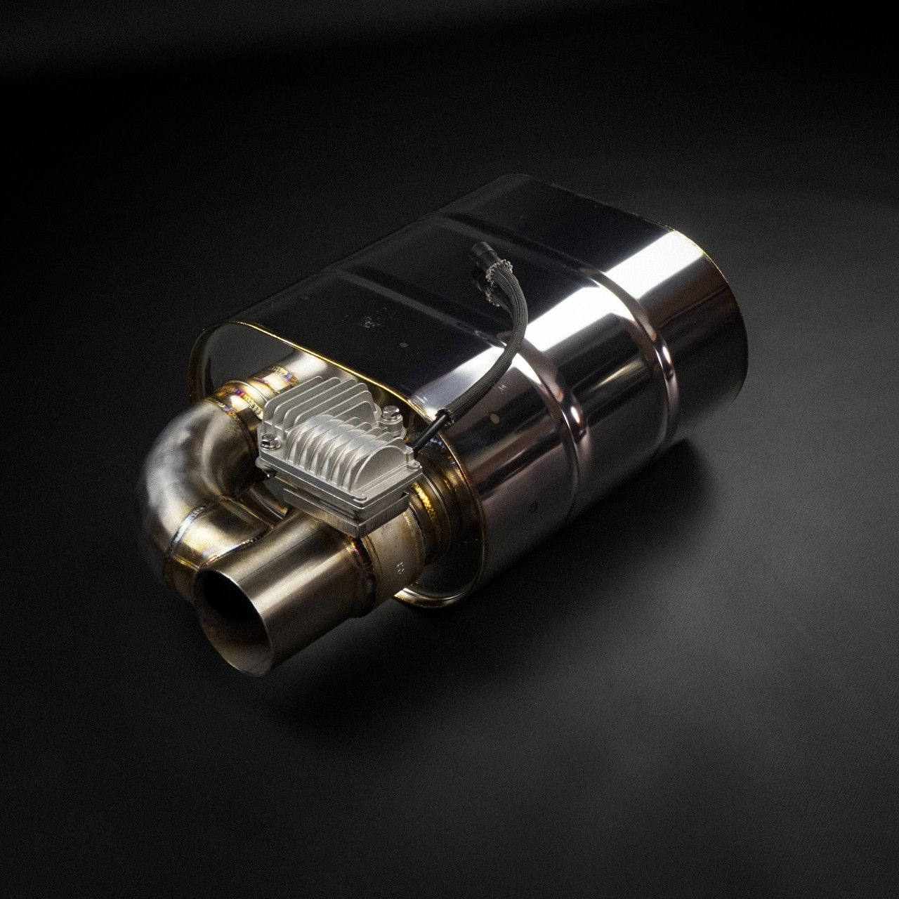 Глушник керований ATP-022 L250 мм, вхід 63,5 мм, вихід 63,5 мм, AISI 304