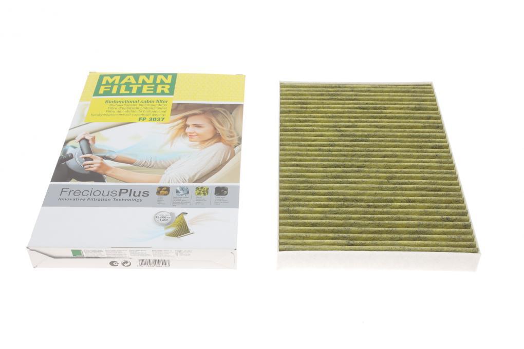 Фільтр салону Audi A4/A6 1.6-4.2 97- (вугільний/антибактеріальний) MANN-FILTER FP 3037 UA62
