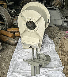 Поживець у зборі гранулятора ОГМ-1.5 Зібраний живильник гранулятора ОГМ Зібраний живитель ОГМ