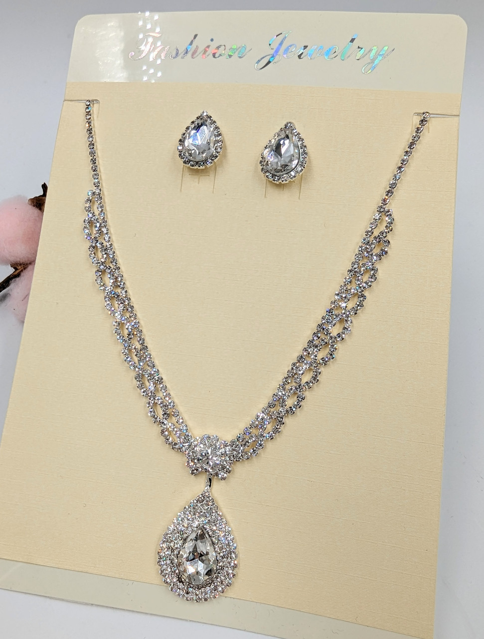 Кольє з сережками Fashion Jewelry Кольє 30 см + 16 см Сережки 1,7 см Гарний набір прикрас Кольє з підвіскою