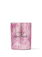 Парфюмированная свечка Victoria s Secret Scented Candle Velvet Petals
