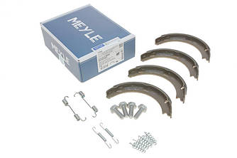 Колодки ручника MB (W124/W201/W210) 82- (164x20) MEYLE 014 042 0202 UA62