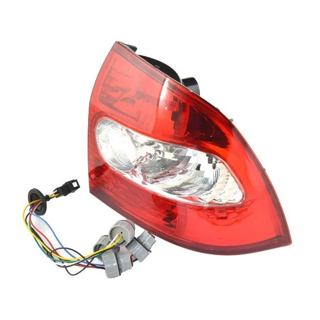 Ліхтар задній ВАЗ 2170 (Пріора) правий (вир-во WATT)