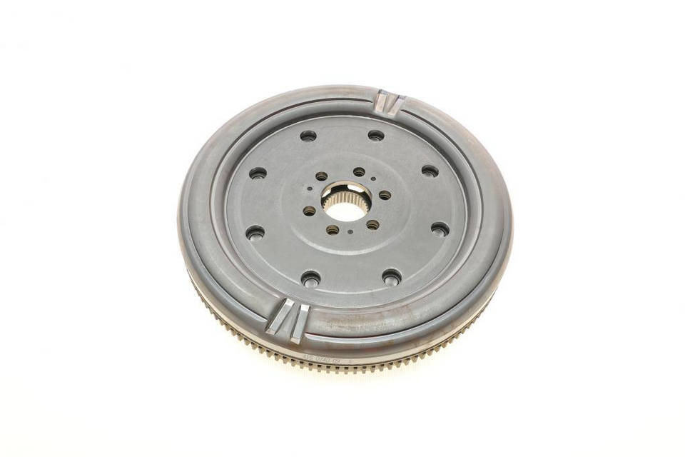 Демпфер зчеплення Audi A3/Skoda Octavia/Superb/VW Golf/Passat 2.0