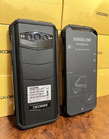 Протиударний смартфон doogee S100 12/256GB, сенсорний телефон для дитини з гарною батареєю та нфс