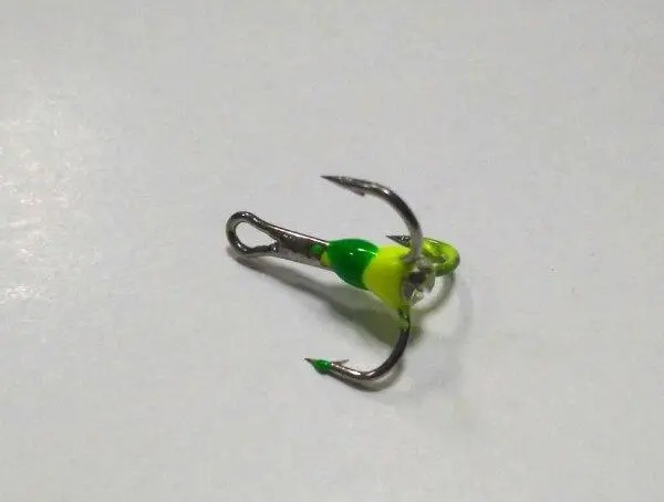 Гачок трійник балансирний з краплею №14 колір 1