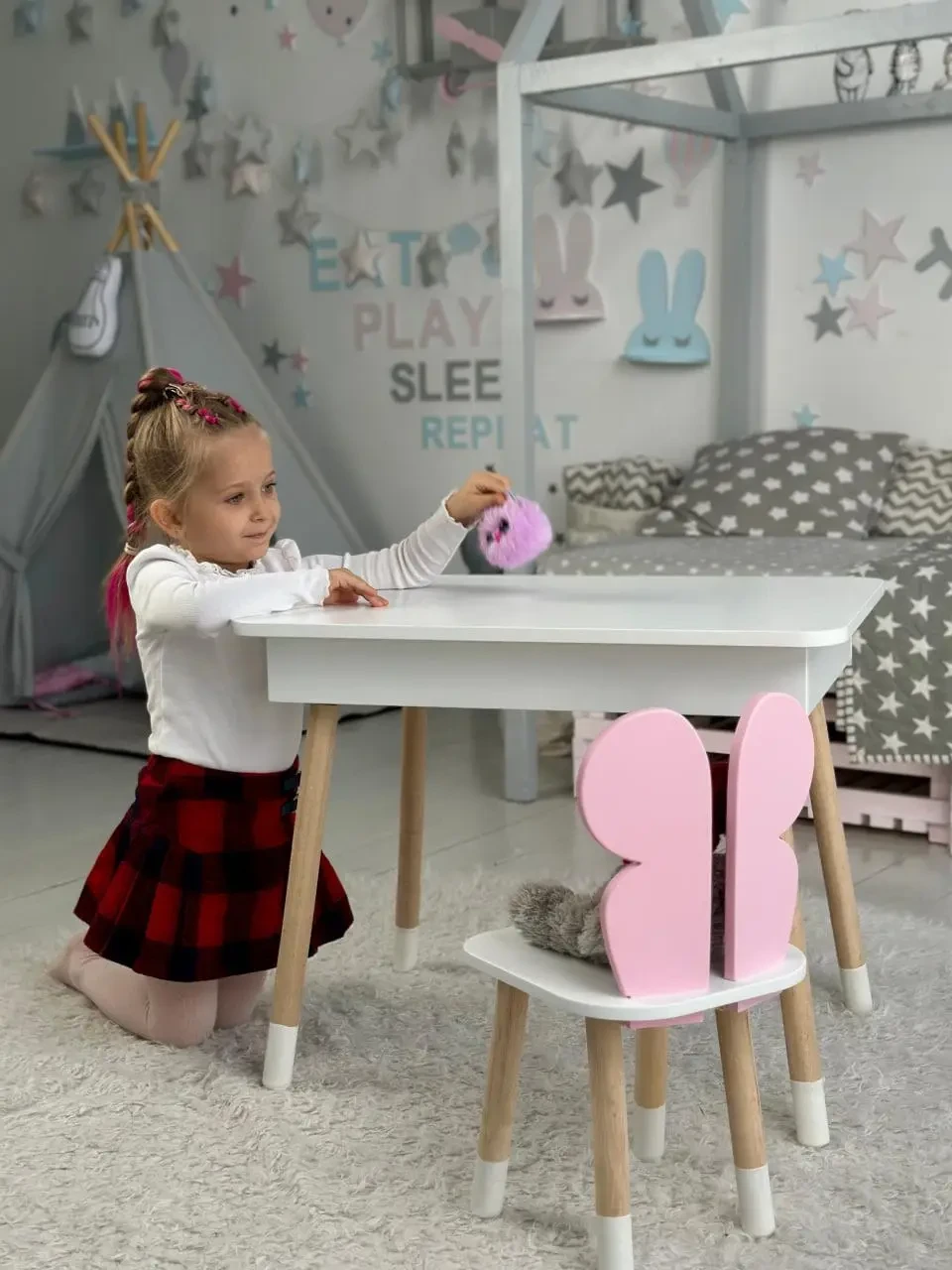 Небольшой стол и стул "бабочка" для карандашей и раскрасок, Детский столик с внутренним ящиком и стульчиком - фото 9 - id-p2053112996